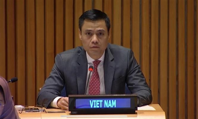 El embajador vietnamita Dang Hoang Giang, jefe de la misión permanente de Vietnam ante las Naciones Unidas. (Fotografía: VNA)