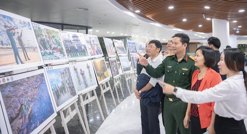 Efectúan en Da Nang exposición fotográfica en honor a soldados.