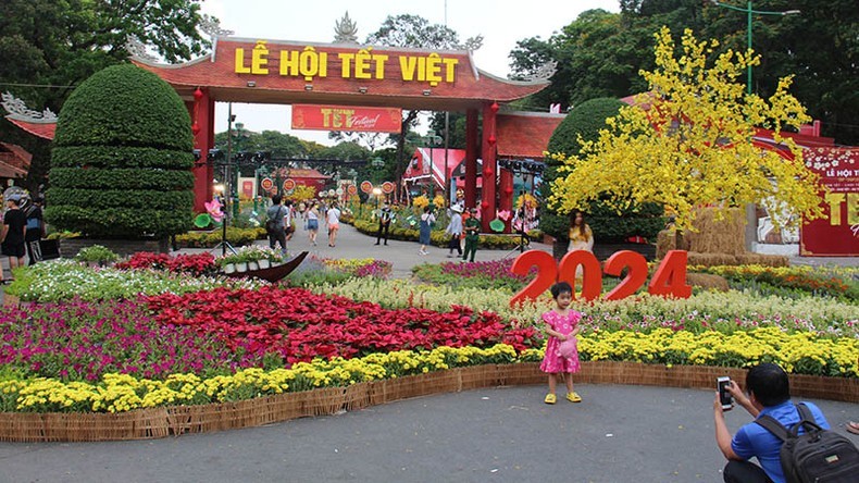 Efectúan en Ciudad Ho Chi Minh Festival de Tet vietnamita.