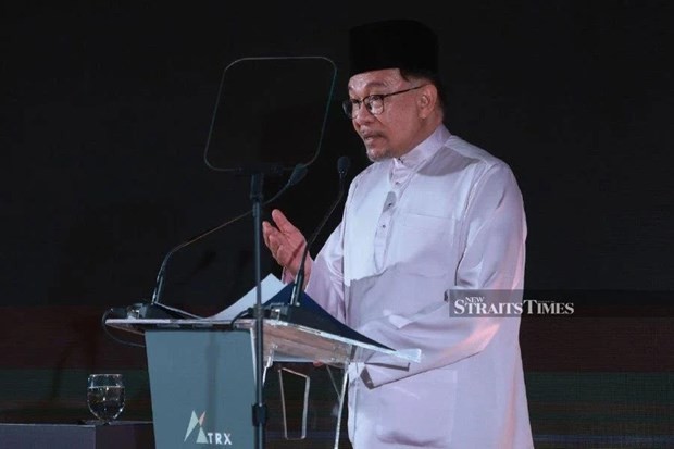 El primer ministro de Malasia, Datuk Seri Anwar Ibrahim, habla en el evento. (Fotografía: Straits Times)