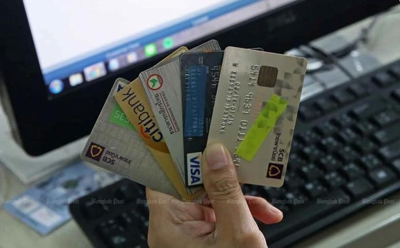 Tailandia enfrenta riesgos de incumplimiento de tarjetas de crédito. (Fotografía: bangkokpost.com)