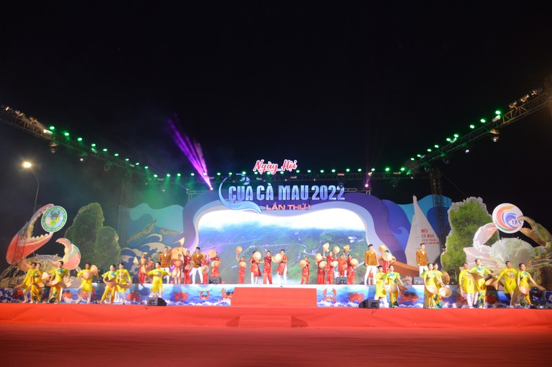 Escena de la ceremonia de apertura (Fotografía: thanhnien.vn)