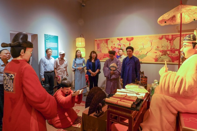 Espacio de presentación de los rituales tradicionales de la Fiesta de Doan Ngo en la Ciudadela Imperial de Thang Long. 