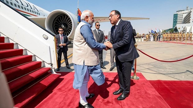El primer ministro indio, Narendra Modi, llega a El Cairo. (Foto: MEA India/VNA)