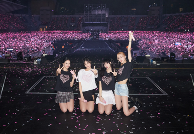 Según lo previsto, los conciertos de BlackPink tendrá lugar a las 17:00, los días 29 y 30 de este mes, en el Estadio Nacional My Dinh, distrito de Nam Tu Liem, Hanoi (Foto: thanhnien.vn)