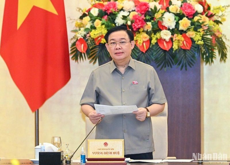 El presidente de la Asamblea Nacional de Vietnam, Vuong Dinh Hue, habla en el evento (Foto: Nhan Dan)
