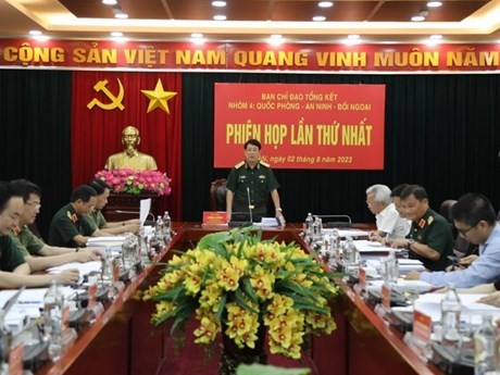 El general Luong Cuong preside la reunión (Foto:VNA)