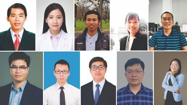 Otorgan premio Globo de Oro 2023 a 10 científicos jóvenes de Vietnam