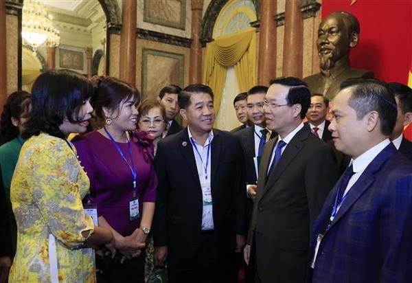 El presidente Vo Van Thuong en el encuentro (Foto: VNA)