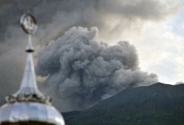 Erupción de volcán Merapi en Indonesia (Foto:Reuters)
