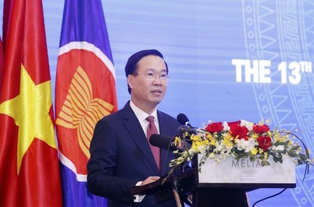 El presidente de Vietnam, Vo Van Thuong, se dirige a la cita. (Foto: VNA)