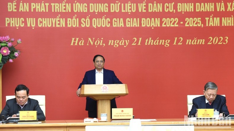 [Foto] Premier vietnamita preside conferencia de balance sobre proyecto 06