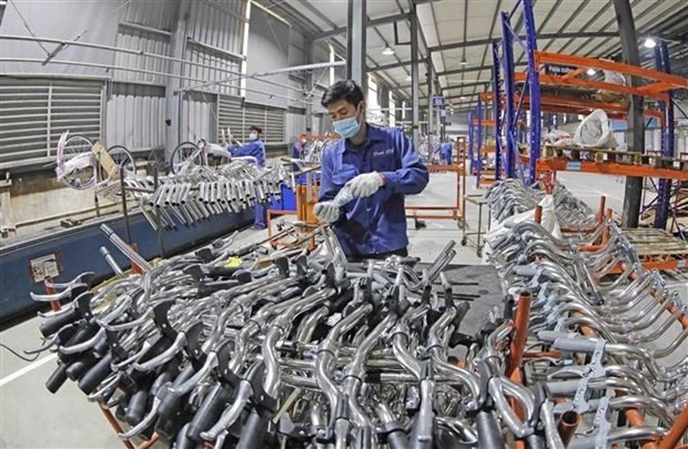 En una fábrica de bicicletas de la empresa Thong Nhat en Hanói. (Foto: VNA)