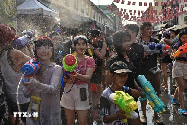 Tailandeses en las celebraciones del Songkran (Foto:AFP/VNA)