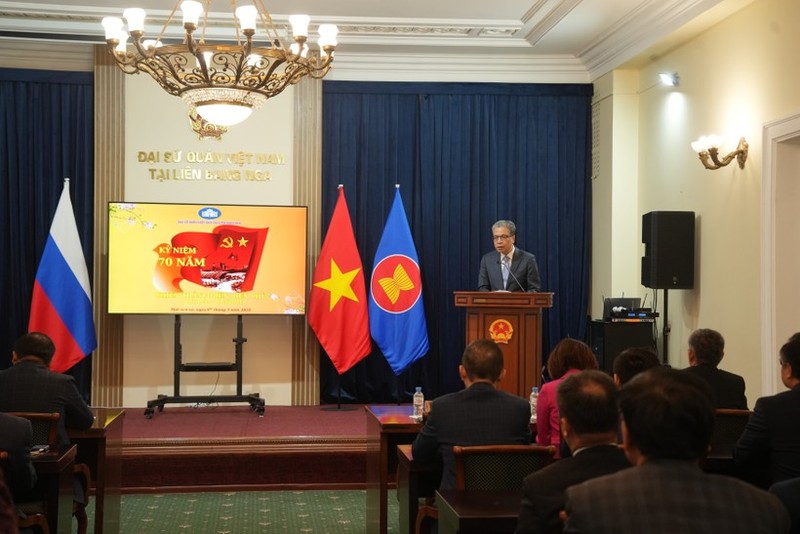 El embajador de Vietnam en Rusia, Dang Minh Khoi, habla en el evento. (Foto: Nhan Dan)