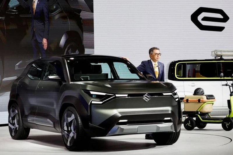 El automóvil eléctrico eVX de Suzuki en el Japan Mobility Show en Tokio en octubre de 2023 (Foto: REUTERS)