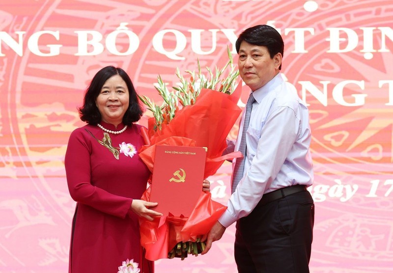 La miembro del Buró Político, secretaria del Comité Central del Partido Comunista de Vietnam (PCV) y jefa de su Comisión de Movilización de Masas, Bui Thi Minh Hoai, fue nombrada secretaria del Comité del Partido en Hanói del mandato 2020- 2025. (Foto: Nhan Dan)