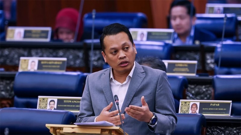 El ministro de Recursos Naturales y Sostenibilidad Ambiental, Nik Nazmi Nik Admad. (Foto:Bernama/VNA)