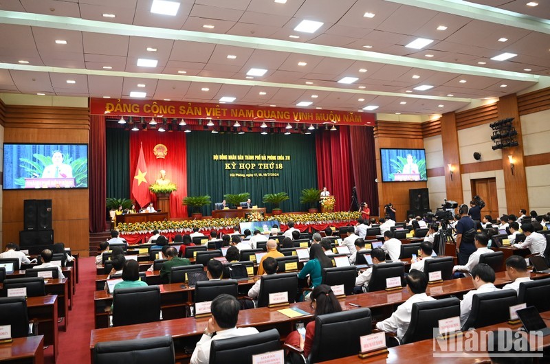 [Foto] Inauguran 18 período de sesiones del Consejo Popular de la ciudad de Hai Phong