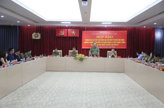 En la rueda de prensa. (Foto: VNA)