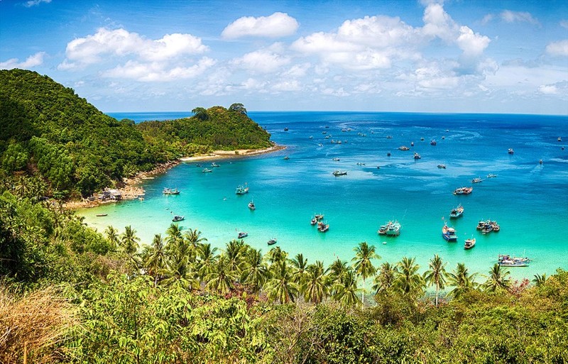 Islas encantadoras en el mar meridional de Vietnam