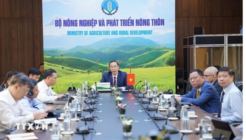 El viceministro de Agricultura y Desarrollo Rural, Phung Duc Tien, asistió a la 46ª Reunión en línea de Ministros de Agricultura y Silvicultura de la Asean. (Foto: VNA)