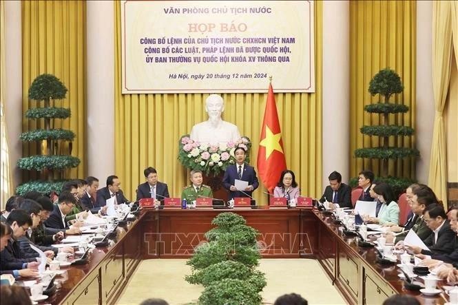 El subjefe de la Oficina presidencial Pham Thanh Ha en la rueda de prensa (Foto: VNA)