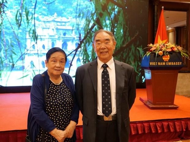 El exjefe del Instituto de Estudios Económicos y Políticos Mundiales de la Academia china de Ciencias Sociales, Gu Yuanyang, y su esposa.