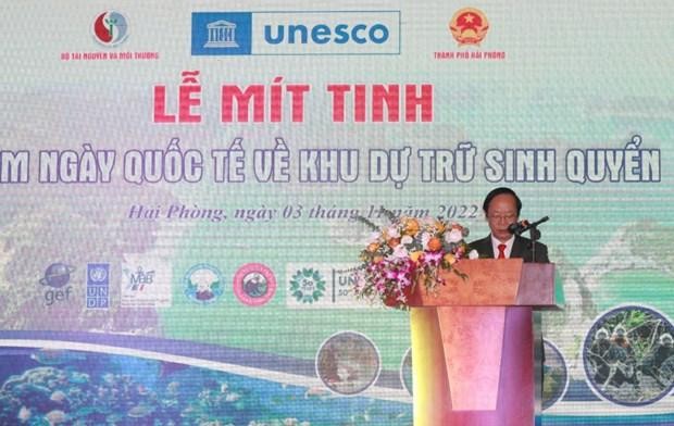 El viceministro de Recursos Naturales y Medio Ambiente de Vietnam Vo Tuan Nhan habla en el evento. (Fotografía: VNA)