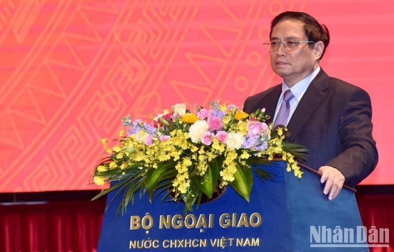 El primer ministro de Vietnam, Pham Minh Chinh, habla en el evento. (Fotografía: Nhan Dan)