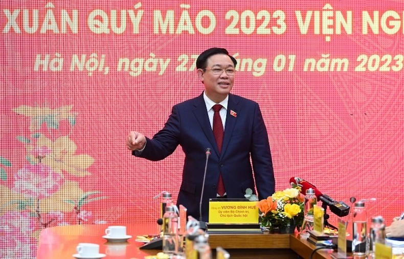 El presidente de la Asamblea Nacional de Vietnam, Vuong Dinh Hue, interviene en la cita. (Fotografía: Nhan Dan)
