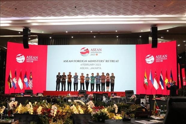 Ministros de Relaciones Exteriores de la Asean en AMM Retreat (Fotografía: VNA)