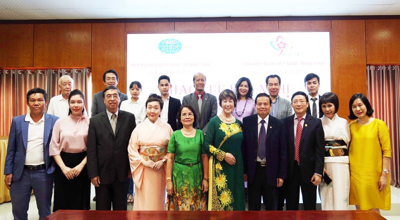 Delegados en el evento (Fotografía: thoidai.com.vn)