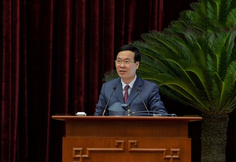 El miembro del Buró Político y permanente del Secretariado del Comité Central del Partido Comunista de Vietnam, Vo Van Thuong. habla en el evento (Fotografía: qdnd.vn)