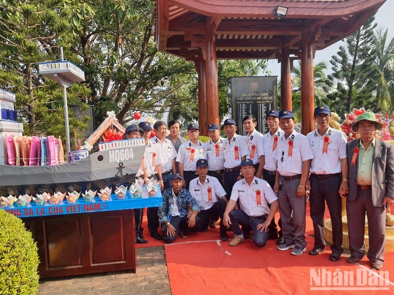 Efectúan en Da Nang ceremonia en homenaje a soldados caídos en la batalla de Gac Ma (Fotografía: Nhan Dan)