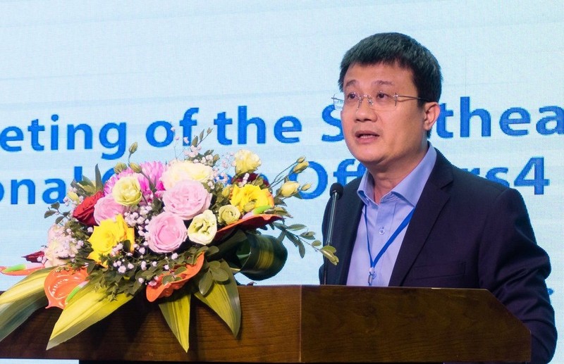Nguyen Tuan Quang, subdirector del Departamento de Cambio Climático del Ministerio de Recursos Naturales y Medio Ambiente de Vietnam habla en el evento.(Fotografía: hanoimoi.com.vn)