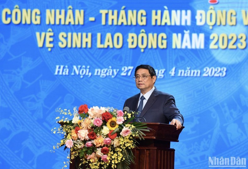 El primer ministro de Vietnam, Pham Minh Chinh, habla en el evento (Fotografía: Nhan Dan)