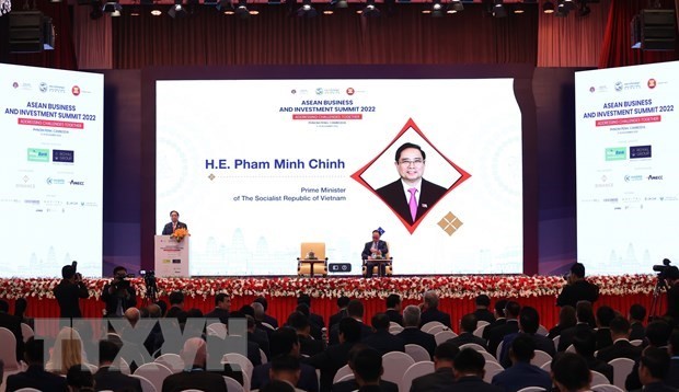 El primer ministro de Vietnam, Pham Minh Chinh, en la Cumbre de Negocios e Inversiones de la ASEAN en 2022. (Fotografía: VNA)