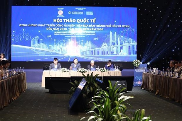 Durante la conferencia internacional sobre orientación al desarrollo industrial en Ciudad Ho Chi Minh para 2030, con visión a 2050 (Fotografía: VNA)