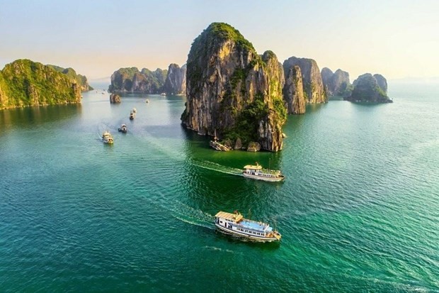 Bahía de Ha Long (Quang Ninh), un destino favorito de los turistas internacionales. (Fotografía: VNA)