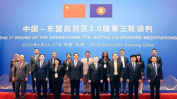 Funcionarios asistentes a la tercera ronda de negociaciones sobre el Área de Libre Comercio Asean-China versión 3.0 (Fotografía: HK01)