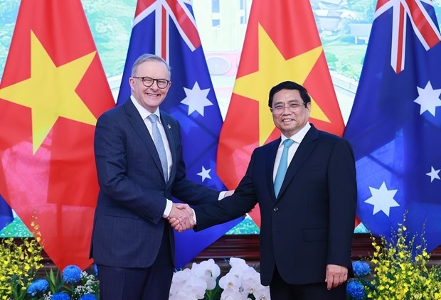 El primer ministro Pham Minh Chinh y su homólogo australiano, Anthony Albanese. (Fotografía: VNA)