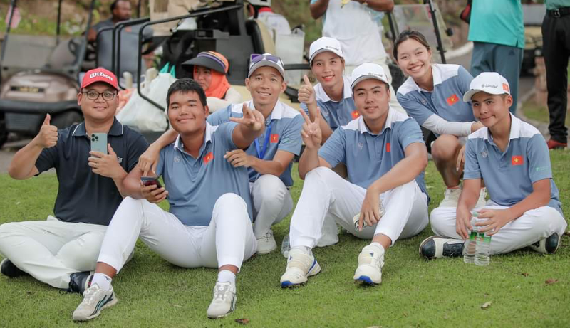 El equipo vietnamita de golf.