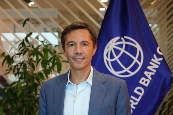 El economista en jefe del Banco Mundial en Vietnam, Andrea Coppola. (Foto: VNA)