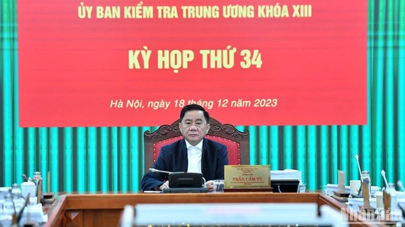 El jefe de la Comisión de Control Disciplinario del Comité Central del Partido Comunista de Vietnam, Tran Cam Tu, en el evento (Foto: VNA)