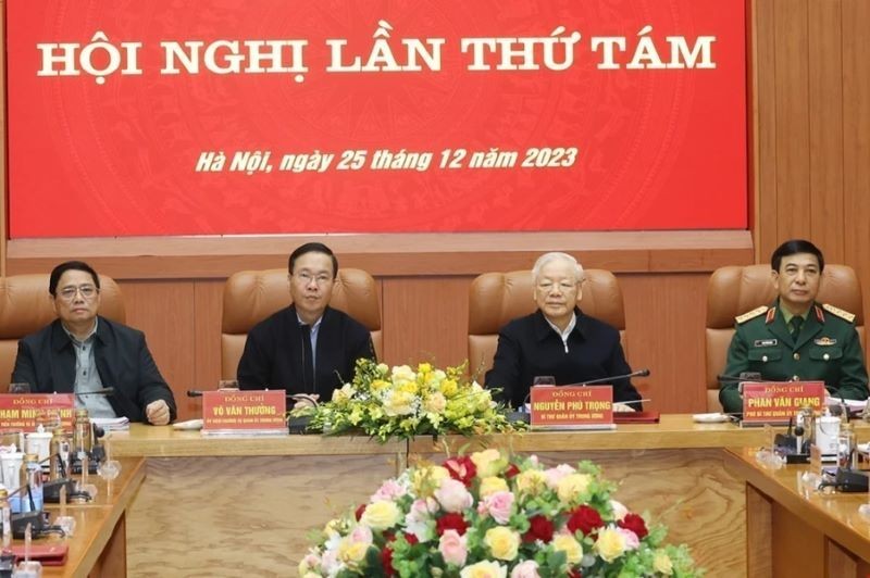 El secretario general del Partido Comunista de Vietnam, Nguyen Phu Trong, preside la conferencia. 