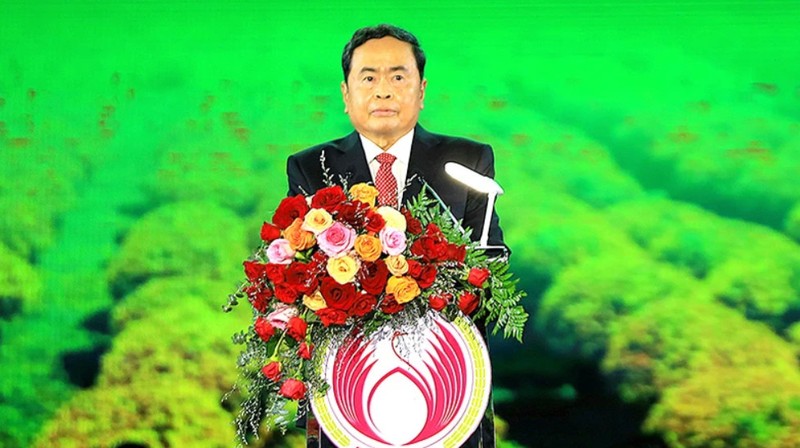 El vicepresidente permanente de la Asamblea Nacional, Tran Thanh Man, habla en el evento.