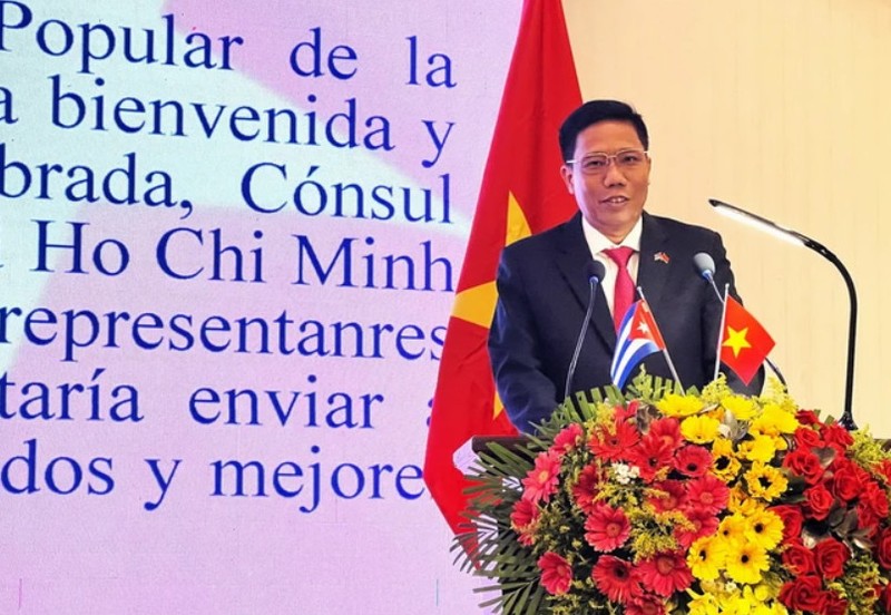 Nguyen Thuc Hien, vicepresidente del Comité Popular de Can Tho habla en el evento. (Foto: VNA)