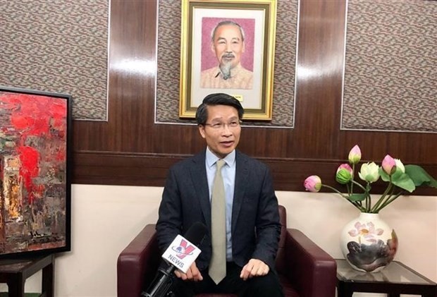 El cónsul general de Vietnam en Hong Kong (China, Pham Binh Dam, en la entrevista (Foto: VNA)