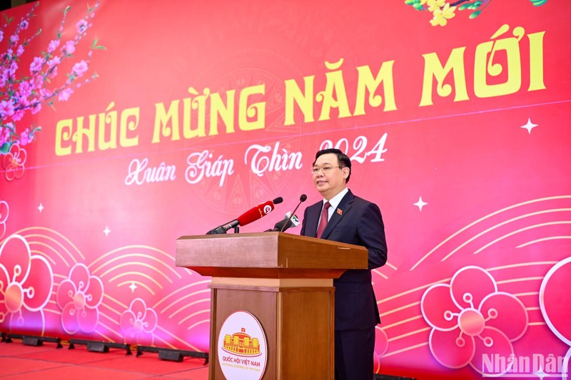 El presidente de la Asamblea Nacional de Vietnam, Vuong Dinh Hue, en el evento.